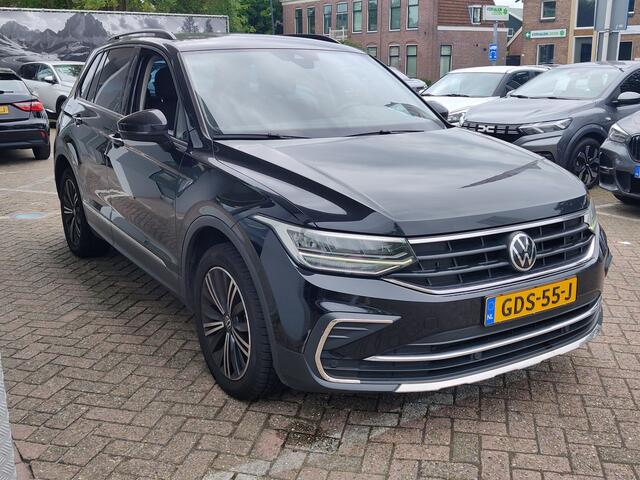Volkswagen TIGUAN 1.5 TSI ELEGANCE DSG Winterpakket | Adaptive Cruise | Navigatie