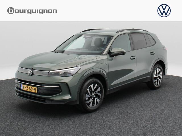Volkswagen TIGUAN 1.5 eHybrid Life Edition | Trekhaak | Navigatie | Adaptieve Cruise Control | Adaptief Onderstel |