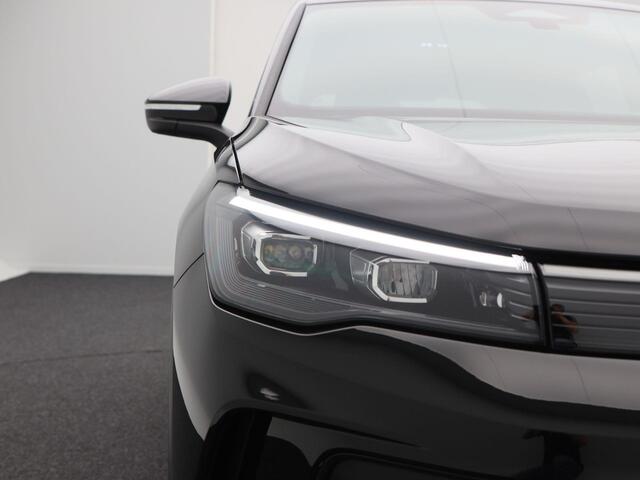 Volkswagen TIGUAN 1.5 eHybrid Life Edition | Trekhaak | Navigatie | Adaptieve Cruise Control | Adaptief Onderstel |
