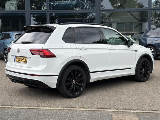 Volkswagen TIGUAN 1.5 TSI ACT Highline Business R R LINE | PANORAMA DAK | DIGIT. DASHB. | CAMERA | ODERH. HISTORIE | CAR PLAY | TREKHAAK