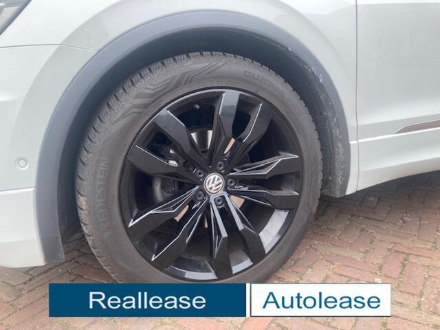 Volkswagen TIGUAN R-Line 1.5 Tsi 150 Pk DSG 1e Eigenaar Leder Navi Adaptive C Car Play El. Schuifdak 20 inch Suzuka Trekhaak