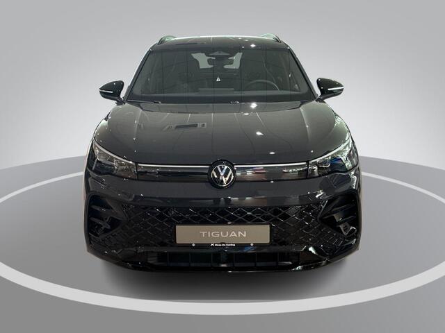 Volkswagen TIGUAN R-Line 1.5 eHybrid 204 PK 6 versn. DSG · Voorstoelen verwarmd · Achteruitrijcamera ·