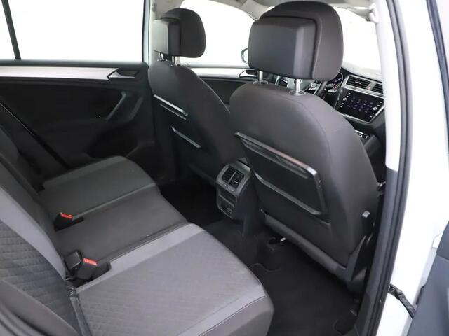 Volkswagen TIGUAN 1.5 TSI ACT Comfortline Gratis Afleverpakket! | Achteruitrijcamera | Voorstoelen verwarmd |