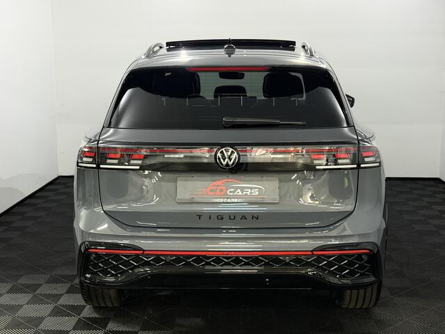 Volkswagen TIGUAN 1.5 eHybrid R-Line Edition Plug-in 272 PK Panoramadak, 360 Camera, Leder, Head-up display, Elektrische achterklep, Winterpakket, Memory stoelen, 2 jaar garantie