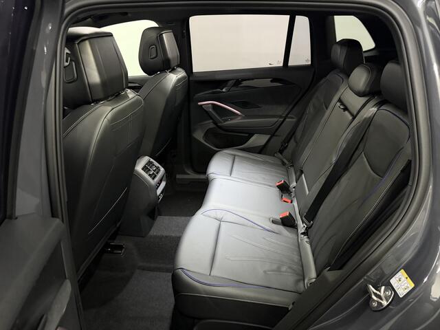 Volkswagen TIGUAN 1.5 eHybrid R-Line Edition Plug-in 272 PK Panoramadak, 360 Camera, Leder, Head-up display, Elektrische achterklep, Winterpakket, Memory stoelen, 2 jaar garantie