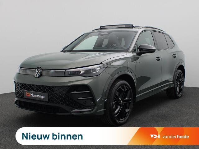 Volkswagen TIGUAN 1.5 eHybrid R-Line Edition 272PK DSG Pano-Schuifdak, Black Style, Trekhaak, 20" LM Velgen, Head-Up Display, Matrix LED-Verlichting, 360gr. Camera, Navi, Elektr. Achterklep