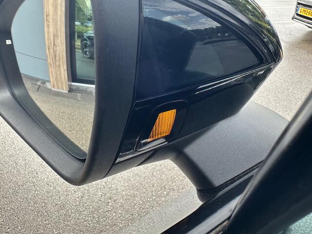Volkswagen TIGUAN 1.5 eHybrid R-Line | Black line | 360 Camera | Harman/Kardon | Trekhaak | Dode hoek | IQ light | Elek. klep | Rijklaar incl. garantie