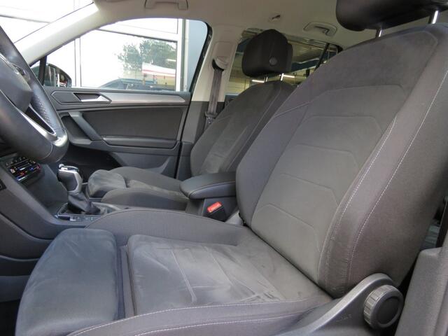Volkswagen TIGUAN 1.4 TSI 245pk eHybrid / Stoel en stuurverw. / Sportstoelen massage / 17 Inch / Navi / Carplay / BOVAG garantie