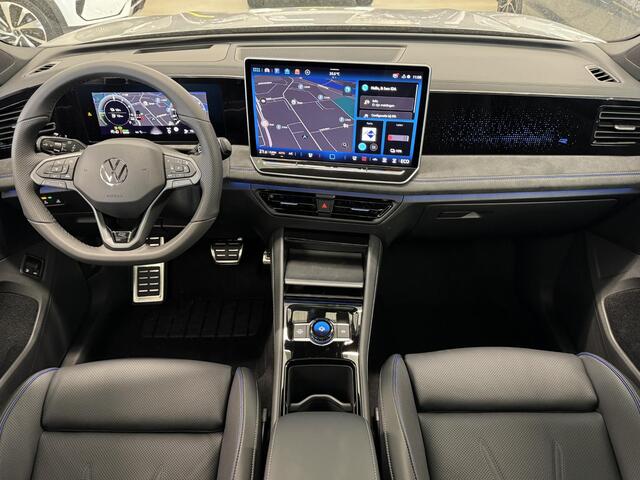 Volkswagen TIGUAN 1.5 eHybrid R-Line | Nieuw! | Navi | ACC | Pano | Camera | Interieur Style Pakket | Elektrische kofferklep | ( Vestiging - Nieuwegein )