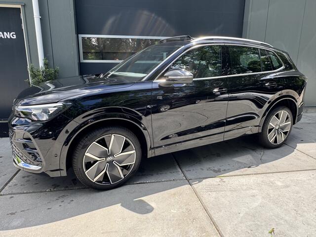 Volkswagen TIGUAN 1.5 272pk eHybrid R-Line Edition Virtual Cockpit Panoramadak Trekhaak Massage Camera Keyless