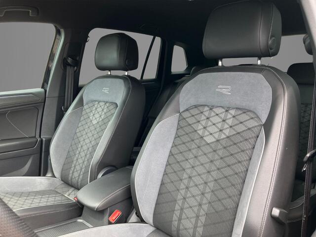 Volkswagen TIGUAN 1.5TSI/150PK R-Line Black Style DSG · Navigatie · Apple/Android · Camera + Parkeersensoren · Garantie t/m 13-07-2027 of 100000km.