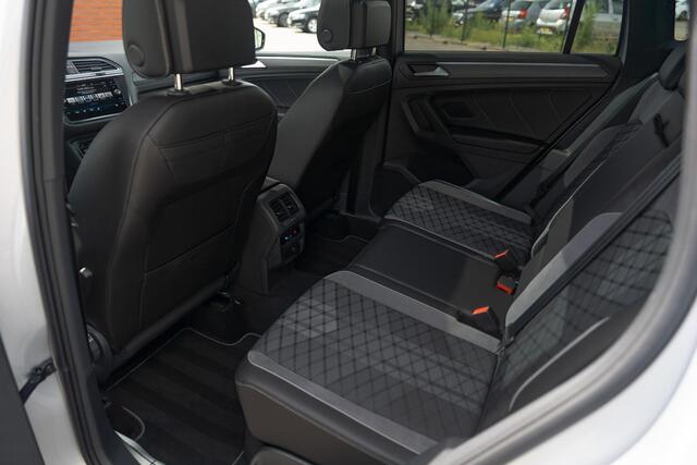 Volkswagen TIGUAN 1.4 TSI eHybrid R-Line BlackStyle Pano Trekhaak