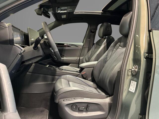 Volkswagen TIGUAN 1.5 eHybrid 204pk R-Line Edition · Panoramadak · Inklap. Trekhaak · 360 Camera · Leder Varenna · Matrix LED · Elek. Stoelen + Geheugen & Massage · Garantie t/m 07-08-2030 of 100.000km