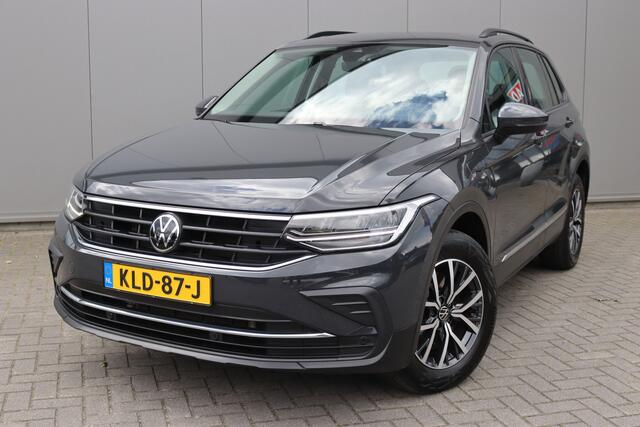 Volkswagen TIGUAN 1.4 TSI eHybrid PHEV Life Trekhaak/Pano-dak/Stoel-stuurverwarming