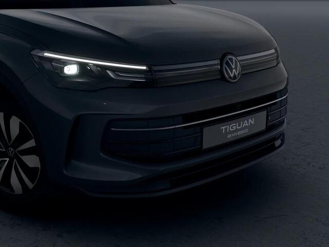 Volkswagen TIGUAN Limited Edition 1.5 eHybrid 150 kW / 204 PK SUV 6 Stoelverwarming | Trekhaak | 360 camera