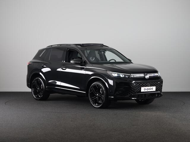 Volkswagen TIGUAN R-Line Edition 1.5 eHybrid 150 kW / 204 PK SUV 6 v Panoramadak | Trekhaak | 360
