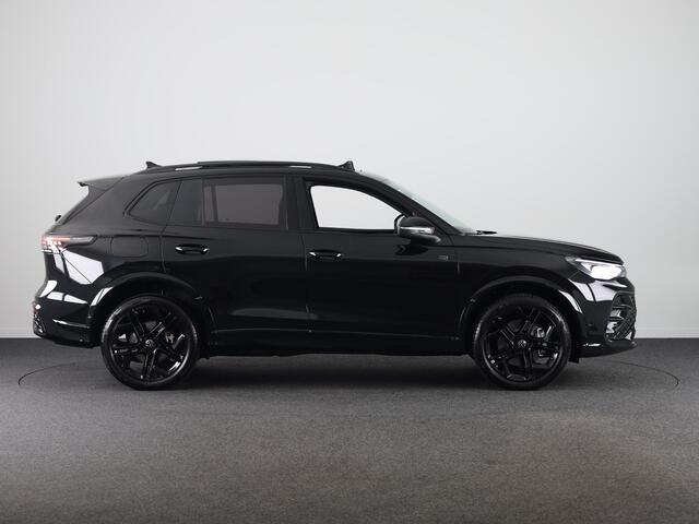 Volkswagen TIGUAN R-Line Edition 1.5 eHybrid 150 kW / 204 PK SUV 6 v Panoramadak | Trekhaak | 360