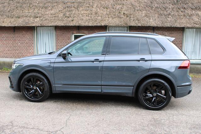Volkswagen TIGUAN 1.4 TSI eHybrid R-Line Business+ SOh 90,1% NAVI IQ LIGHT TREKHAAK 159000KM!!!