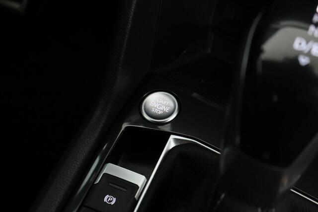 Volkswagen TIGUAN 1.4 TSI 245pk eHybrid R-Line Business+ Trekhaak Camera HUD Keyless DCC Virtual Cockpit Navigatie