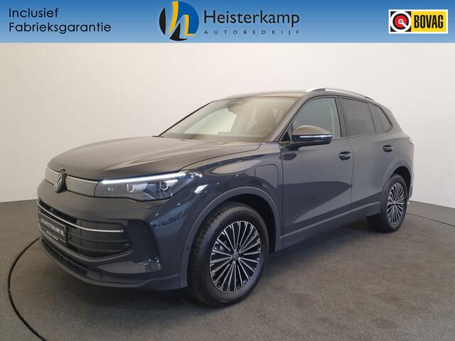 Volkswagen TIGUAN 1.5 eHybrid Life Edition Wegklapbare trekhaak, ACC, 360 Camera