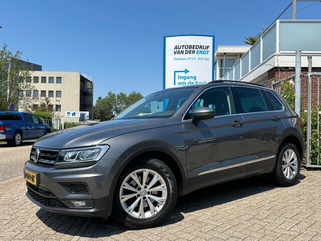 Volkswagen TIGUAN 1.5 TSI ACT Comfortline Business Trekhaak (1800kg) LED Keyless CarPlay Nieuwe 4s banden