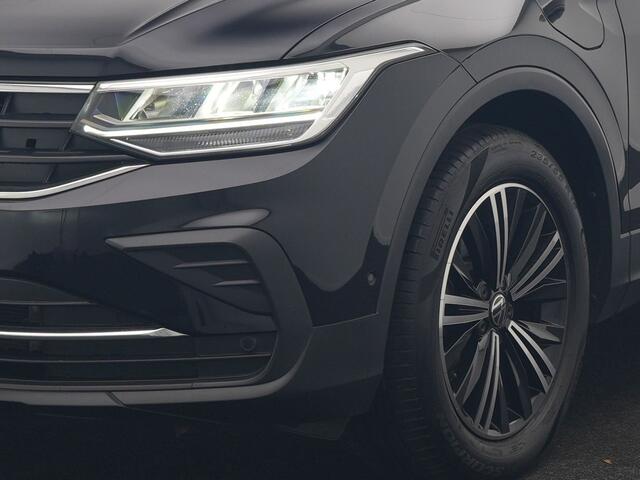 Volkswagen TIGUAN 1.4 TSI eHybrid Life PHEV 245pk Dealer O.H. | Adaptive Cruise | 360 Camera | Stoelen & Stuur Verwarmd | Apple Carplay | Keyless | Blis | Navigatie | DAB | Virtual | Plug In Hybrid |