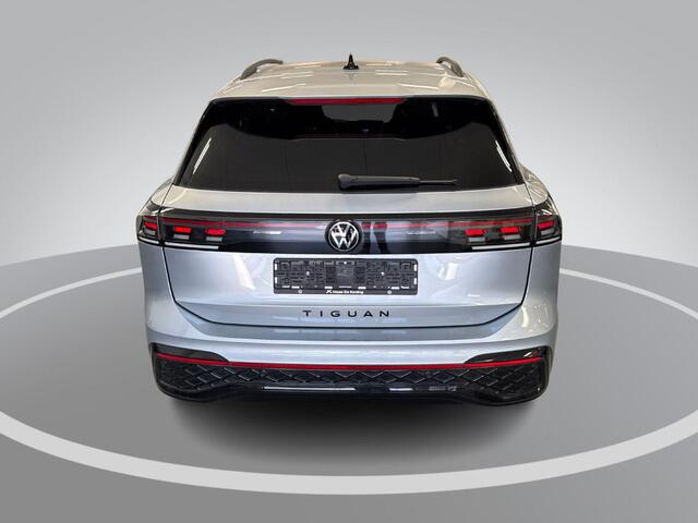 Volkswagen TIGUAN 1.5 eHybrid 204pk DSG R-Line Edition · Panoramadak · 360 Camera · Inklap. Trekhaak · Matrix LED · Stuur- & Stoelverwarming · Garantie t/m 18-09-2030 of 100.000km