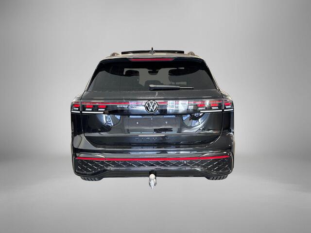 Volkswagen TIGUAN 1.5 eHybrid 272pk DSG R-Line · Panoramadak · Inklap. Trekhaak · Harman Kardon · 360 Camera · Leder Varenna + Stoelverkoeling & Massage · Garantie t/m 09-06-2030 of 100.000km