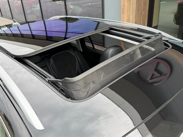 Volkswagen TIGUAN 1.5 eHybrid Elegance 204pk | Trekhaak | 20 Inch | 360 Camera | Panoramadak | Dode hoek | Elek. klep | incl. verlengde garantie