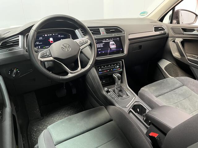 Volkswagen TIGUAN 1.4 TSI eHybrid Life / AUTOMAAT/ PANO/ TREKHAAK/ KEYLESS/ DIGITAL DASH/ CRUISE/ NAVI/ PARK. SENSOREN + CAMERA/ CLIMA/ STOELVERWARMING