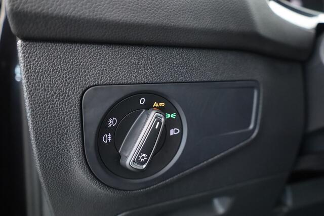 Volkswagen TIGUAN 1.4 TSI R-line | Dig. Cockpit | Pano | Trekhaak | Adapt. Cruise | Keyless | 360cam | Stoelverw. |