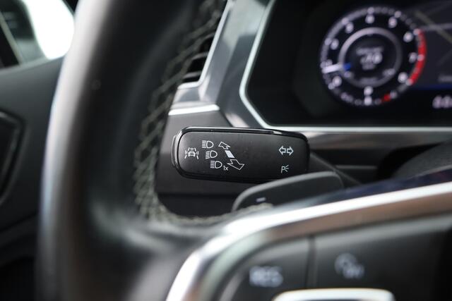 Volkswagen TIGUAN 1.4 TSI R-line | Dig. Cockpit | Pano | Trekhaak | Adapt. Cruise | Keyless | 360cam | Stoelverw. |