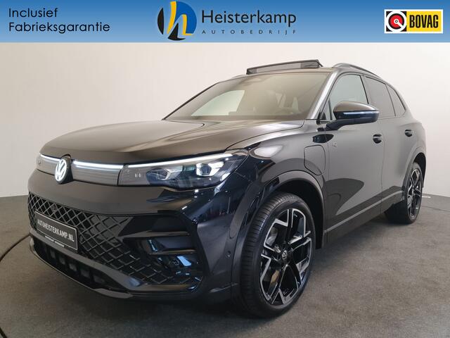 Volkswagen TIGUAN 1.5 eHybrid 272pk DSG/AUT R-Line Edition Wegklapbare trekhaak, Panoramadak, Harman Kardon