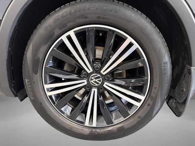 Volkswagen TIGUAN 1.5 TSI 150pk DSG Elegance · Camera · Apple/Android Car Play · Stuur- & Stoelverwarming · ACC · Elek. Inklapbare Spiegels ·