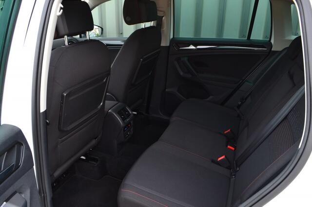 Volkswagen TIGUAN 1.4 TSI BMT Sound R-Line LED/ACC/19'' inch/Carplay