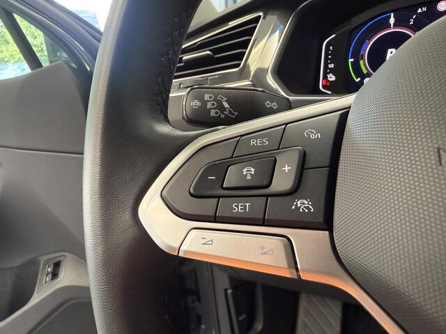 Volkswagen TIGUAN 1.4 TSI eHybrid Elegance ACC PDC Lane Assist Blindspot Navi Carplay