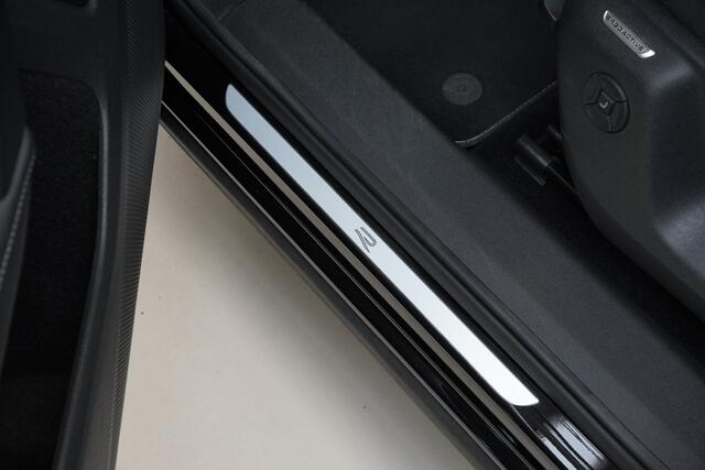 Volkswagen TIGUAN 1.5/272pk eHybrid R-Line Blackstyle|2024|20"Black|Trekhaak|PDC+Assist+360Camera|H&K|Cruise+ACC|Carplay/AndroidAuto|Winterpaket|Matrix-LED
