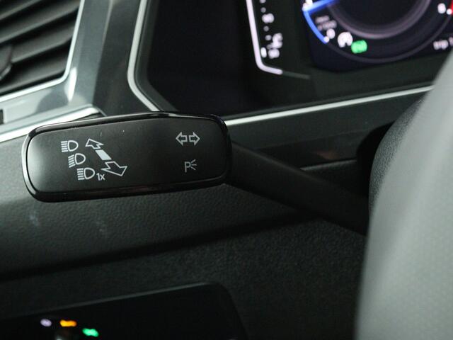 Volkswagen TIGUAN 1.5 TSI R-Line Business+