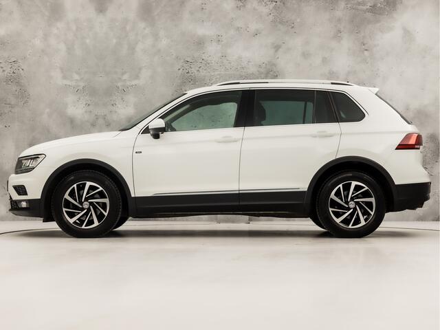 Volkswagen TIGUAN 1.5 TSI Highline Sport 150Pk Automaat (PANORAMADAK, GROOT NAVI, CLIMATE, STOELVERWARMING, SPORTSTOELEN, PARKEERSENSOREN, ADAPTIVE CRUISE, NIEUWSTAAT)