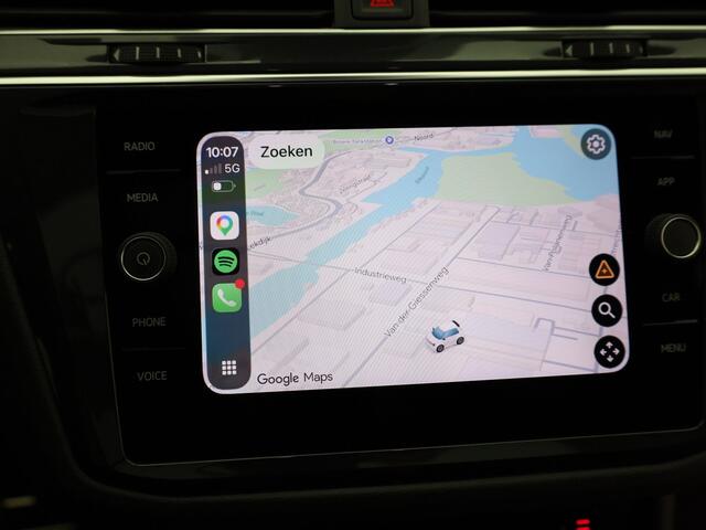 Volkswagen TIGUAN 1.4 TSI eHybrid R-Line Business | Panodak | 20'' | Keyless | Elk. A-klep | IQ Light | Camera | Prijs Rijklaar!!