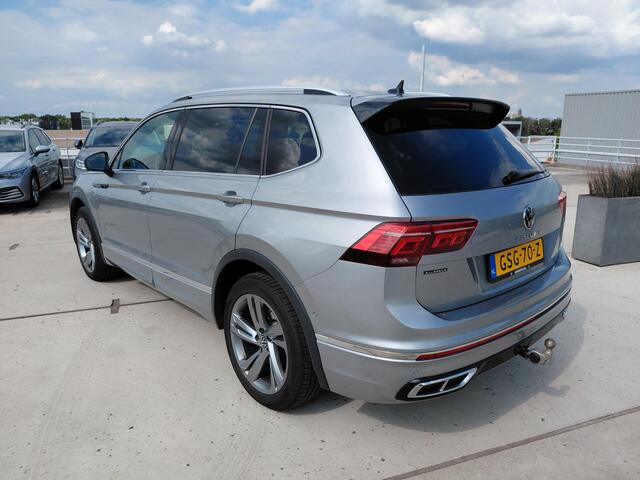 Volkswagen TIGUAN Allspace 1.5 TSI R-Line Business 7p. | Trekhaak | Derde zitrij | Winterpakket | LED matrix |