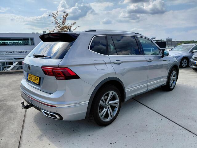 Volkswagen TIGUAN Allspace 1.5 TSI R-Line Business 7p. | Trekhaak | Derde zitrij | Winterpakket | LED matrix |