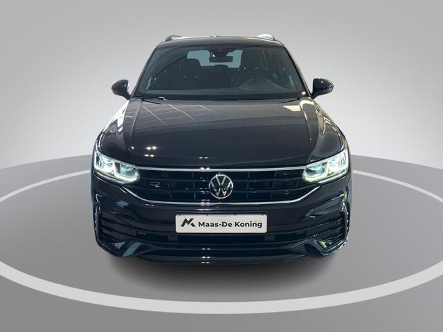 Volkswagen TIGUAN 1.4TSIeHybrid 180kW/245PK R-Line Black Style · Navigatie · Parkeersensoren · Apple/Android