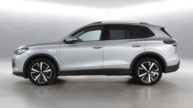 Volkswagen TIGUAN 1.5 eHybrid 204pk Life Edition DSG / Navigatie / Stoel+Stuurverwarming / 360 Camera