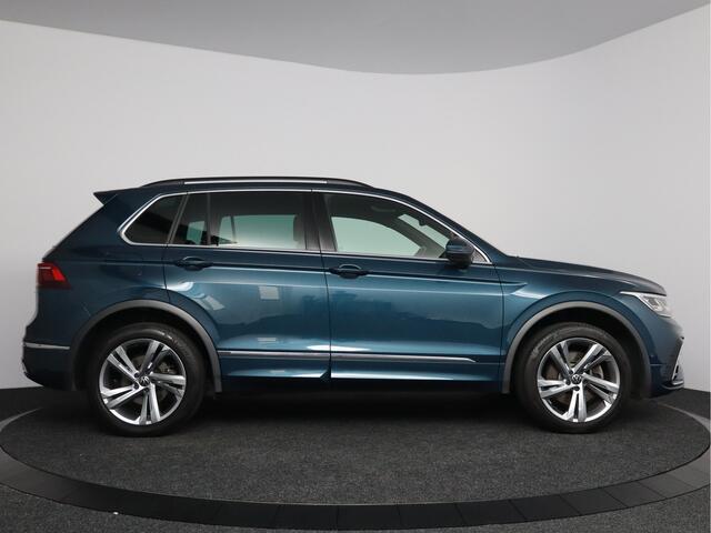 Volkswagen TIGUAN 1.4 TSI eHybrid R-Line Business+ 245pk | Plug-in Hybrid | Trekhaak wegklapbaar
