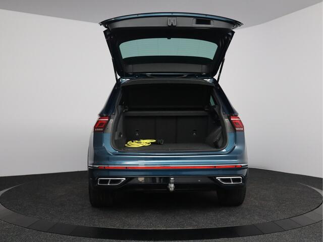 Volkswagen TIGUAN 1.4 TSI eHybrid R-Line Business+ 245pk | Plug-in Hybrid | Trekhaak wegklapbaar