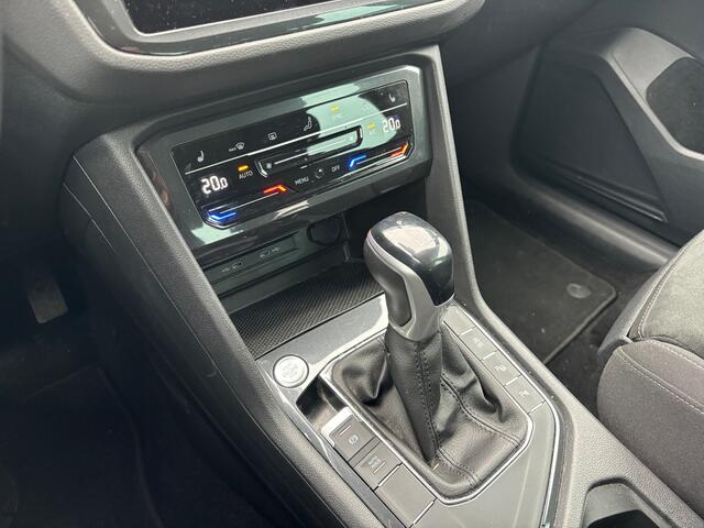 Volkswagen TIGUAN 1.5 TSI Life Business Aut- Stoelmassage, Carplay, Android Auto, Alcantara Interieur, Trekhaak