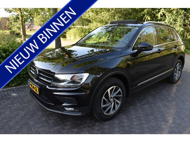 Volkswagen TIGUAN 1.4 TSI Comfortline PANO, TREKH, NIEUWST!