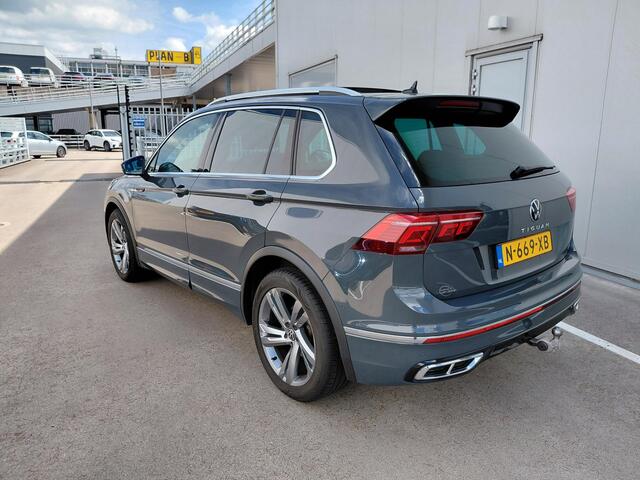 Volkswagen TIGUAN 1.5 TSI R-Line Business+ | Trekhaak | Panoramadak | 360 camera |