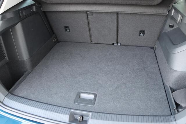 Volkswagen TIGUAN 1.5 eHybrid Life 204pk DSG6 | SOH 98,6% |